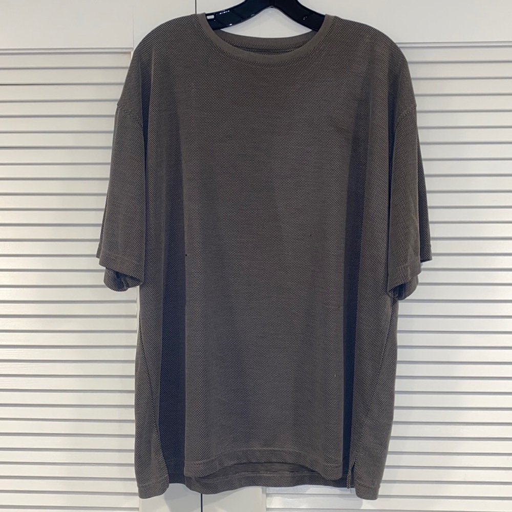 Burma Bilas tee shirt size L